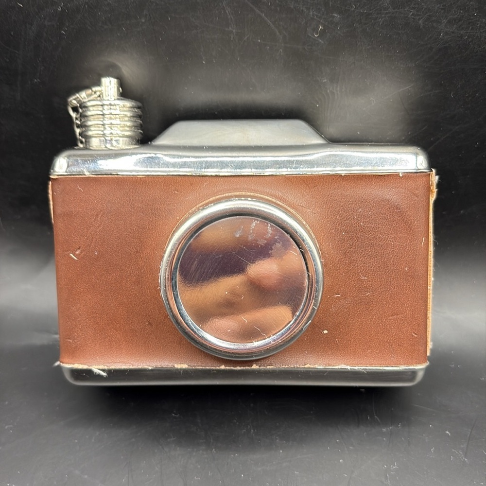 Camera shaped flask - Picture 4 of 12